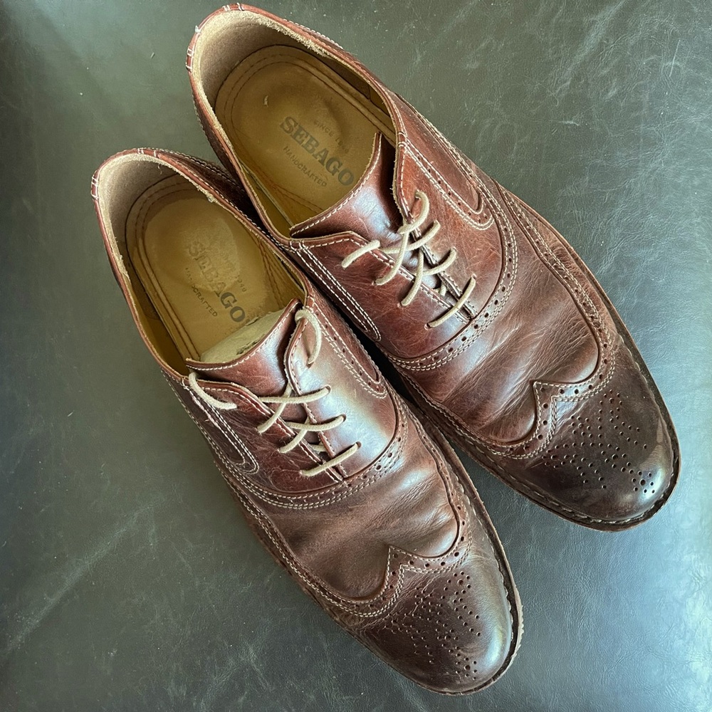 Sebago Leather Wingtip Oxford Shoes in Burgundy